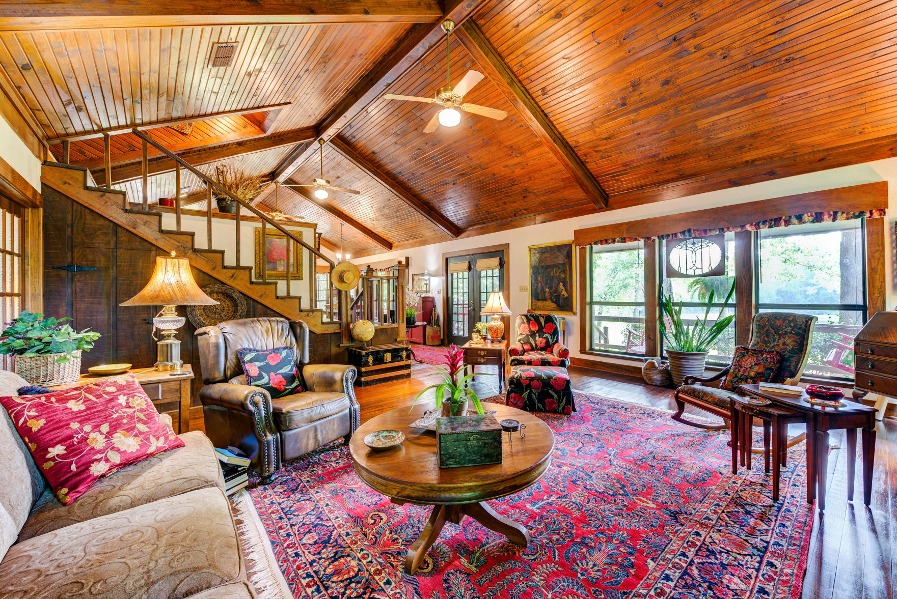 Texas Colonial